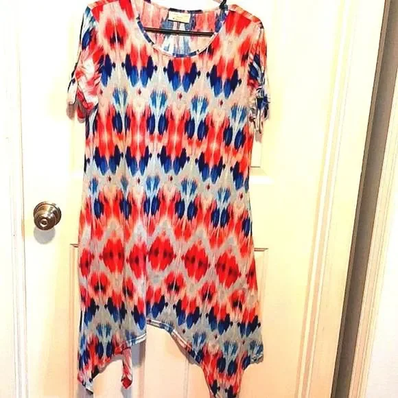 BOBBIE & BROOKS 95% POLYESTER AND 5% SPANDIX DRESS - Picture 3 of 11